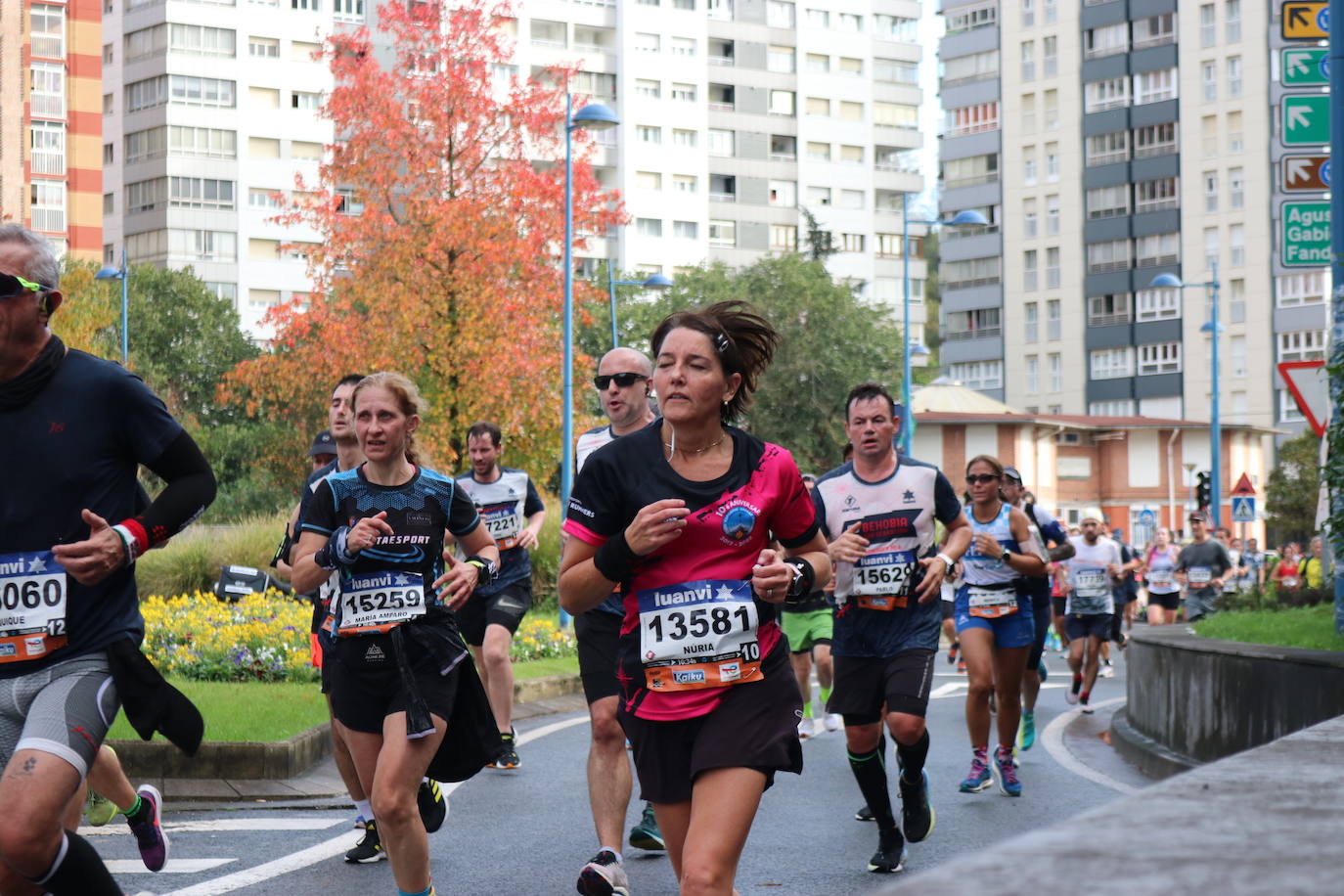 Fotos de la Behobia-San Sebastián 2023 a su paso por Errenteria