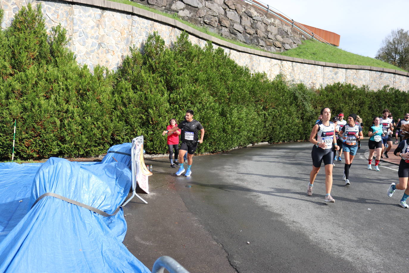 Fotos de la Behobia-San Sebastián 2023 a su paso por Errenteria