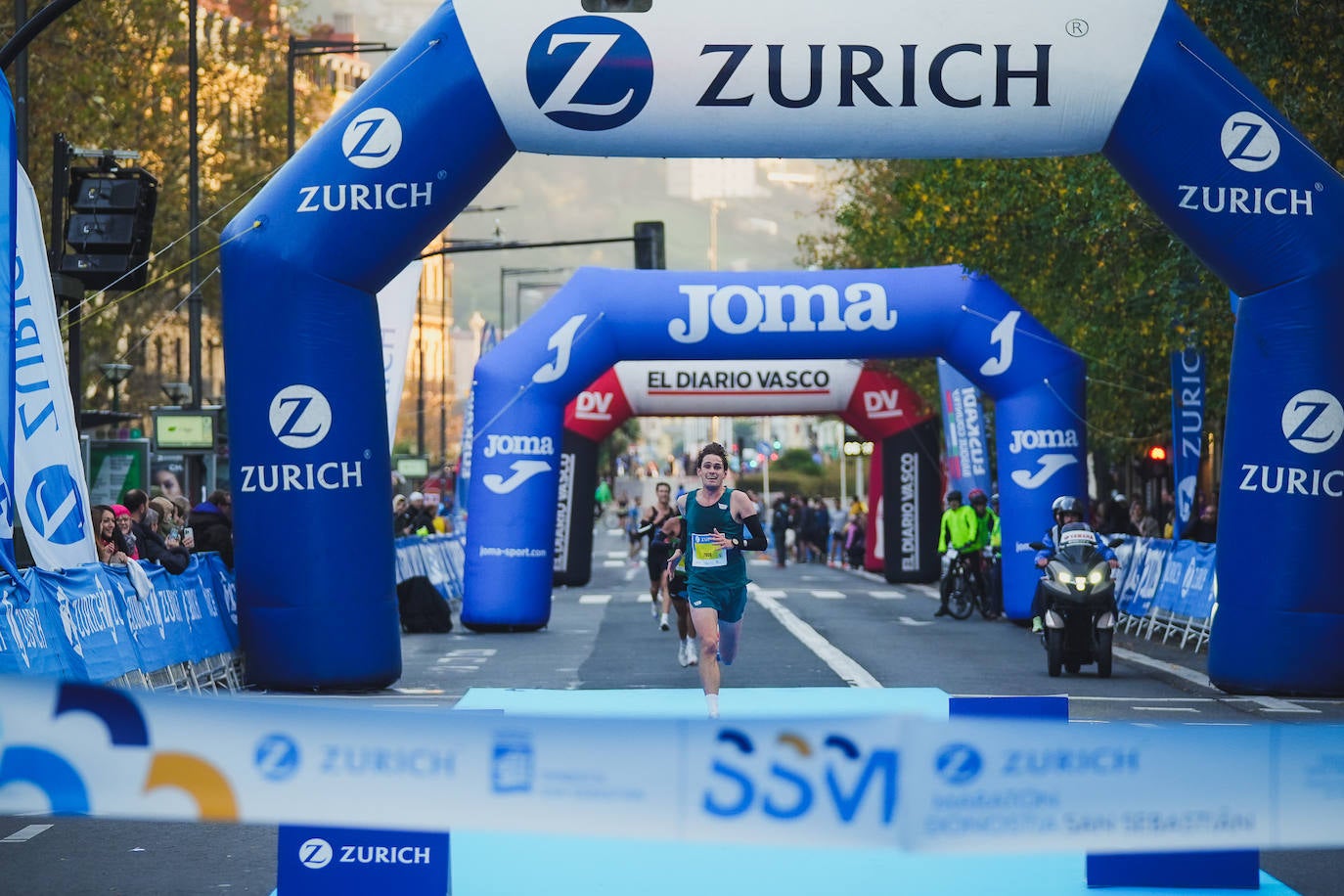 Las mejores imágenes del 10K del Zurich Maratón San Sebastián