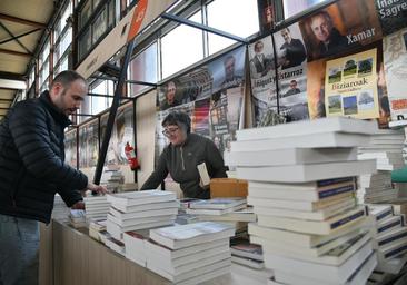 Eleberria eskaintza nagusia izango da egunotan Azokako erakusmahaietan