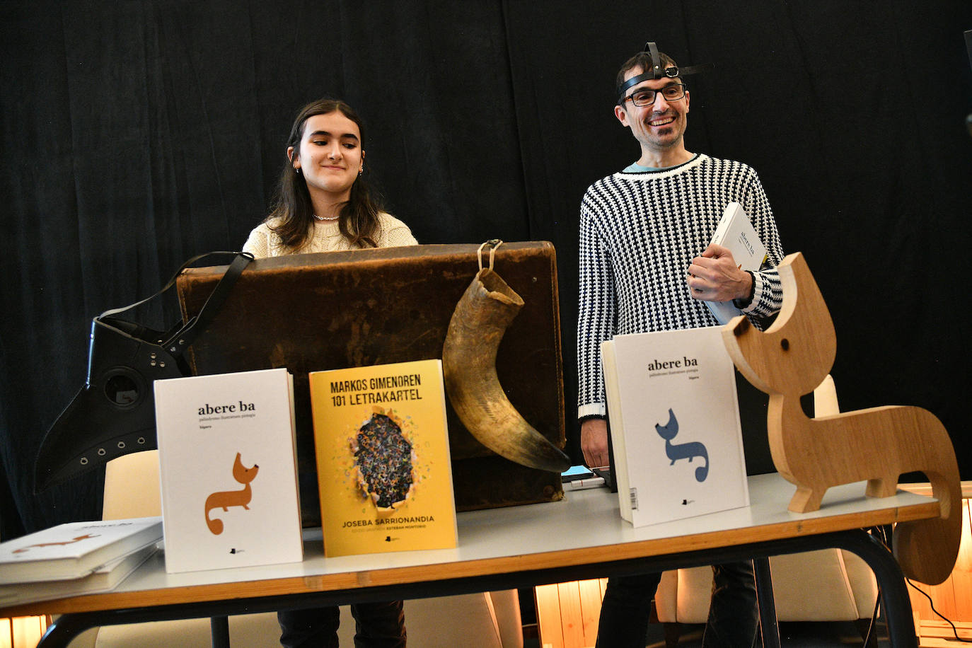 Durangoko Azokaren bigarren eguna: ikasle goiza, cosplay, gamers...