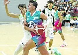 Lakunza encestó un total de 20 puntos contra el Santurtzi.