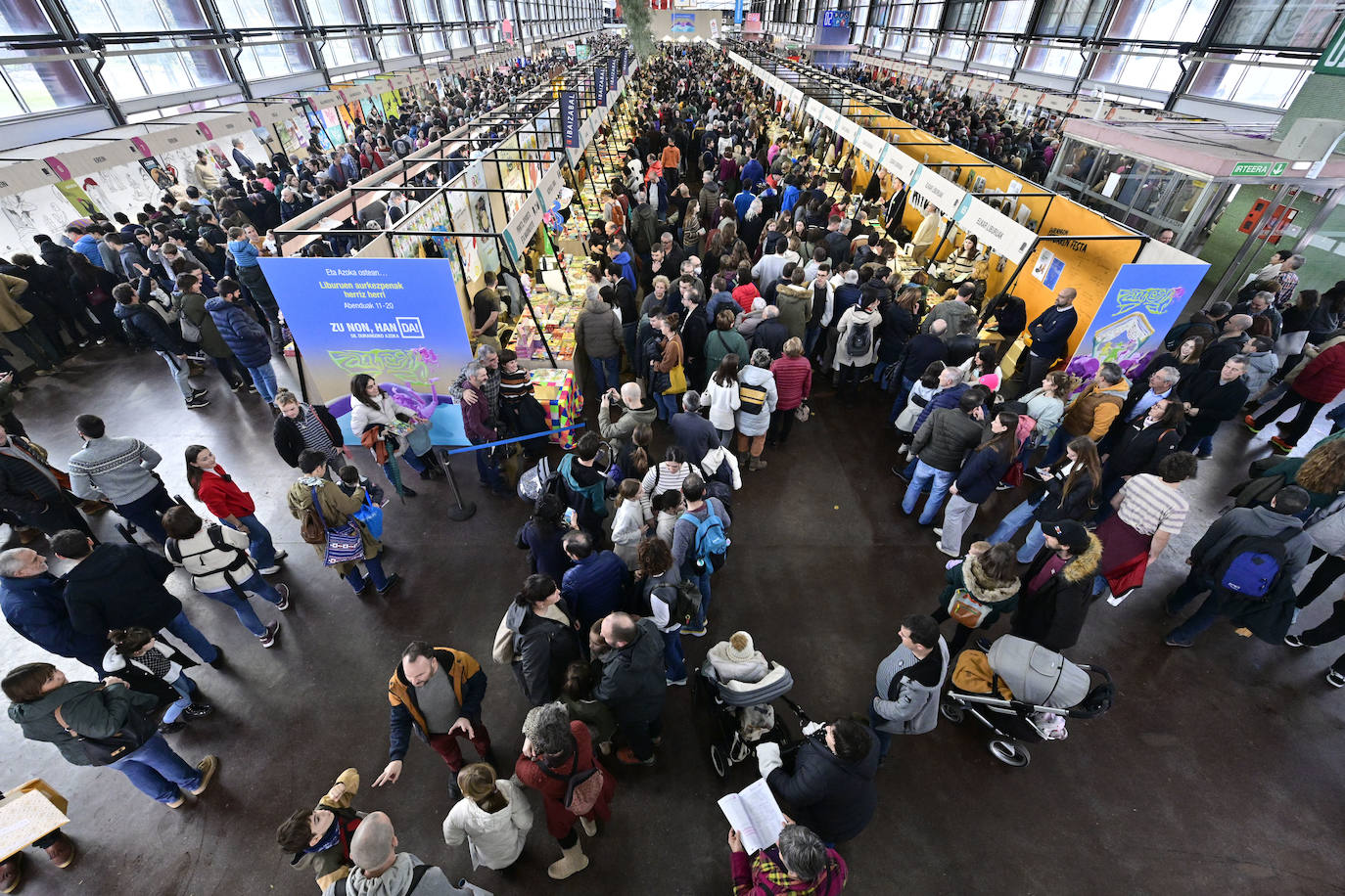 Jendetza azokako hirugarren egunean