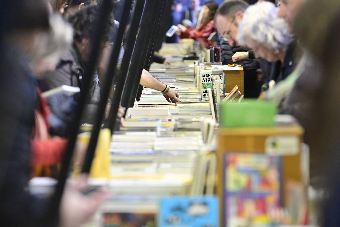 Jendetza azokako hirugarren egunean