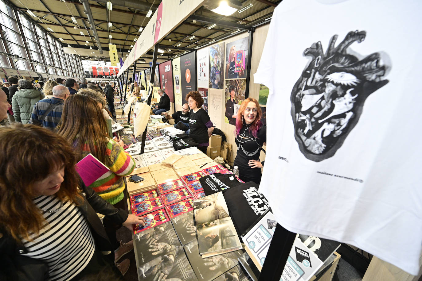 Jendetza azokako hirugarren egunean