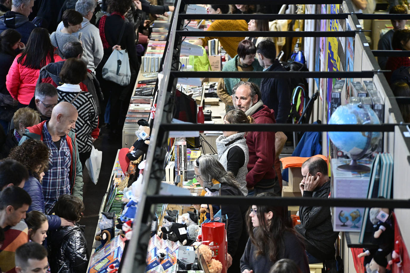 Jendetza azokako hirugarren egunean