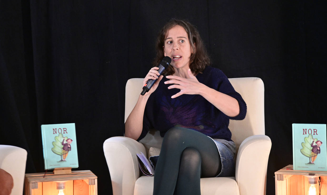 Jendetza azokako hirugarren egunean