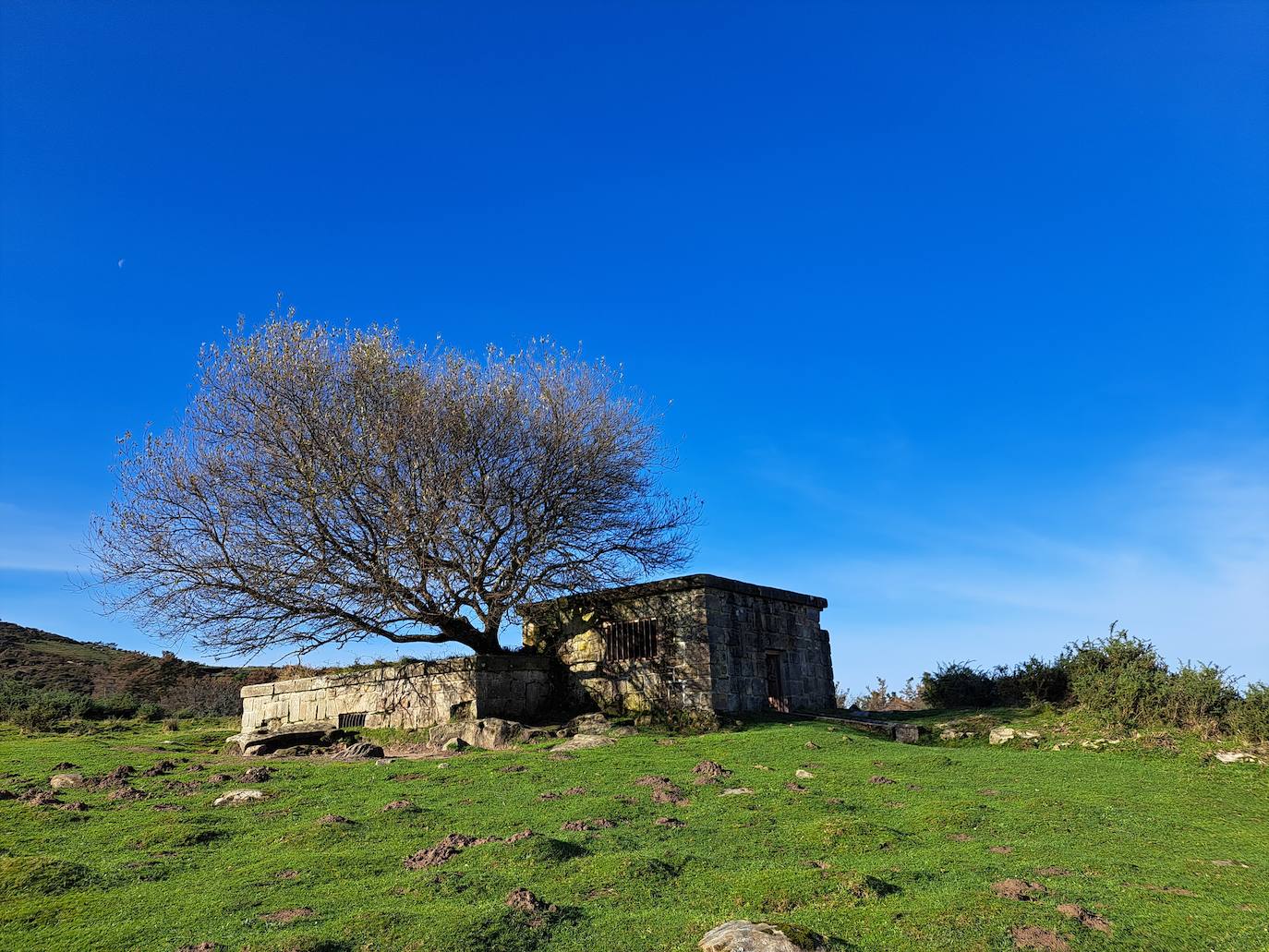 Un monte para mirar al mar