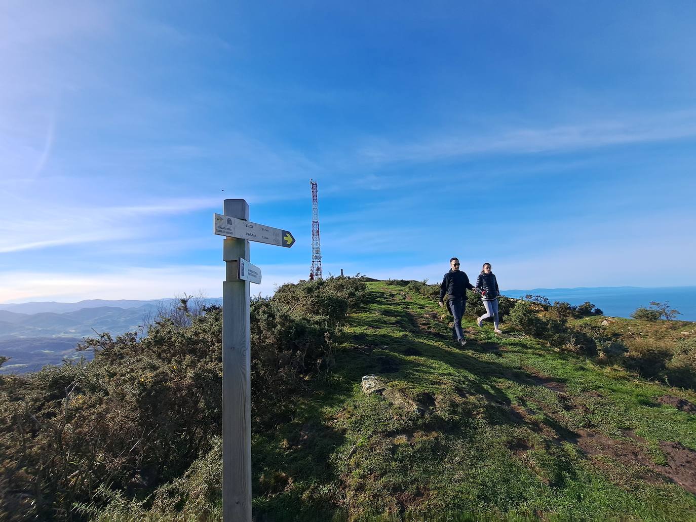 Un monte para mirar al mar