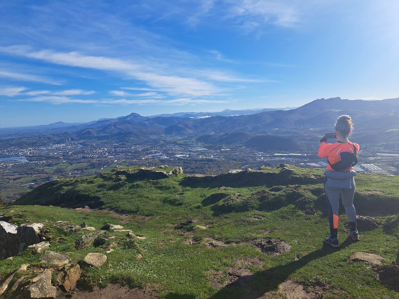 Un monte para mirar al mar