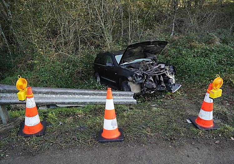 Estado en el que quedó el coche del fallecido en un accidente en Berastegi