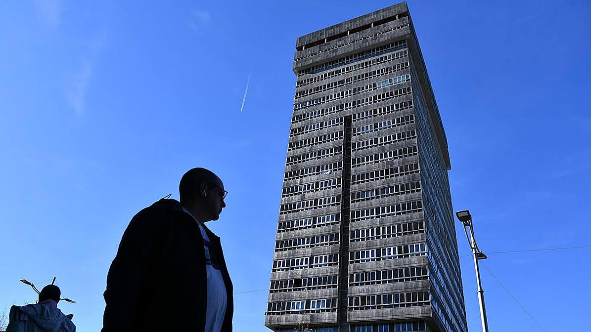 Atotxa, la torre donostiarra con alma escandinava