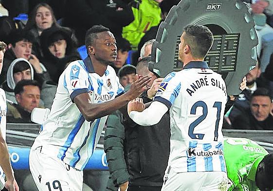 André Silva fue sustituido por Sadiq en el partido del domingo.