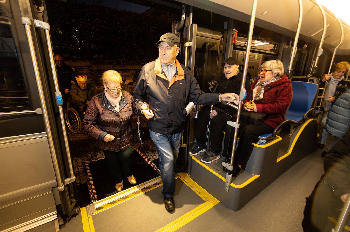 La Donostia navideña a bordo de un autobús