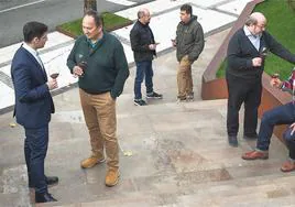De izquierda a derecha, José Manuel Borrella (Martín Berasategui), Juan Mari Humada (Chef del Vino), Joxemi Ayerbe (Gandarias), Ciro Carro (Akelarre), Iñigo Galatas y Javier Caneja (Narru).