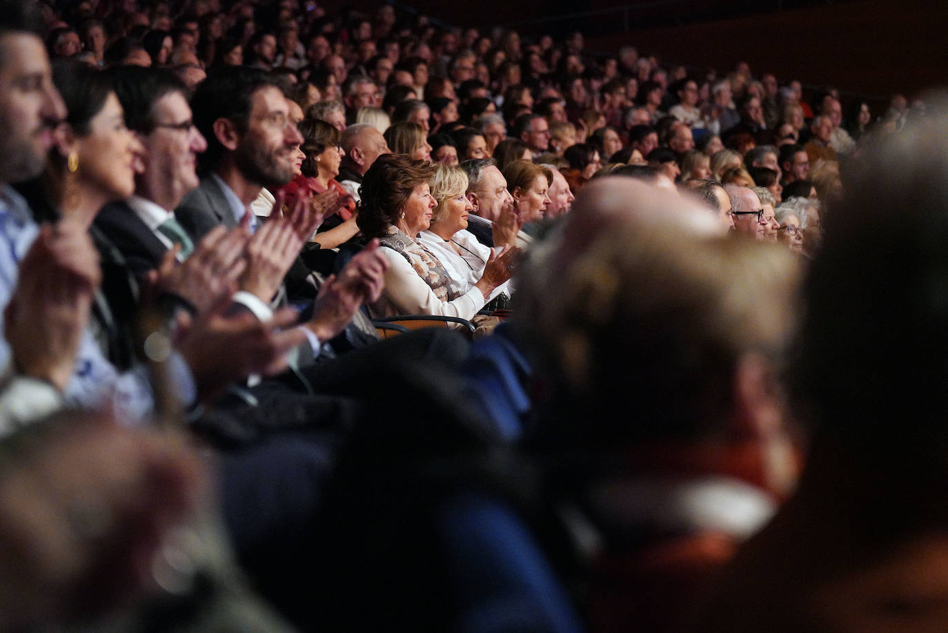 Un Kursaal repleto disfrutó con el concierto