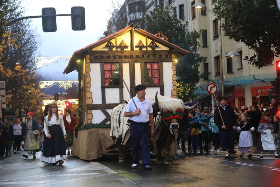 Las mejores imágenes del paso de Olentzero por Irun