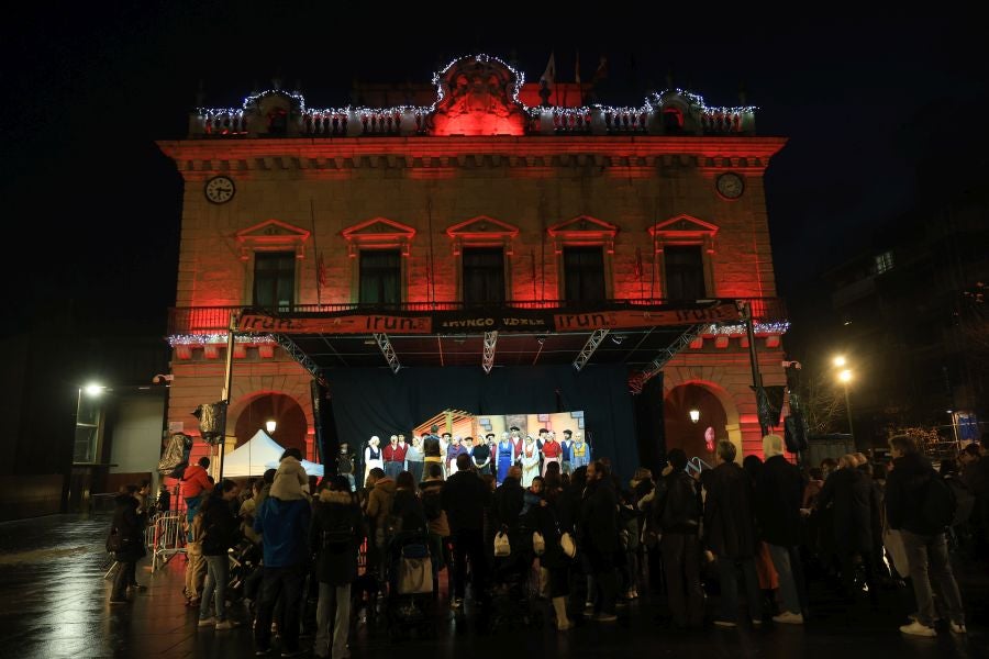 Las mejores imágenes del paso de Olentzero por Irun