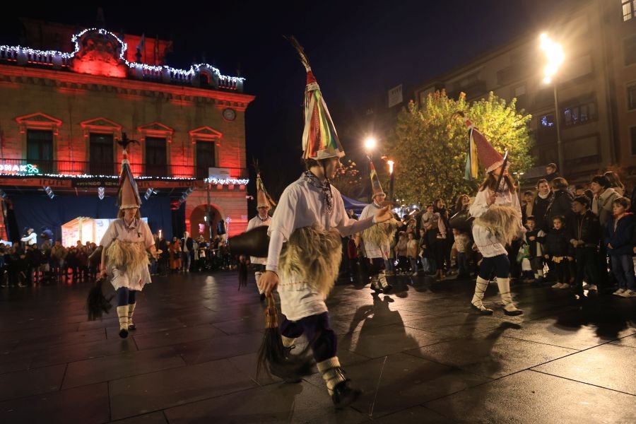 Las mejores imágenes del paso de Olentzero por Irun