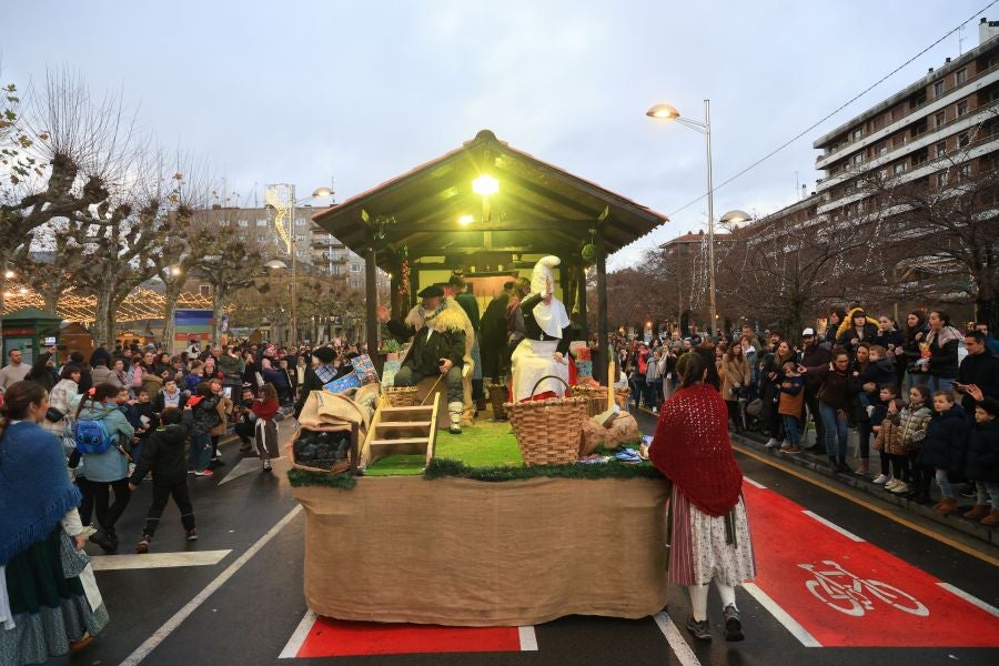 Las mejores imágenes del paso de Olentzero por Irun