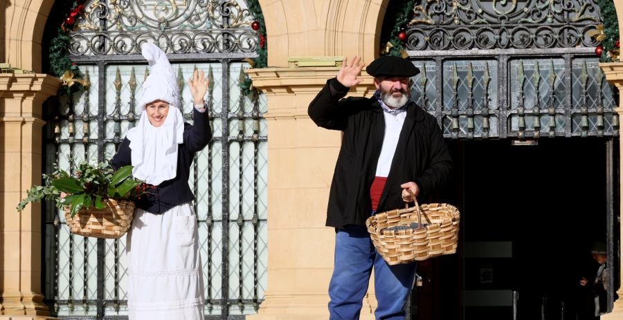 Olentzero y Mari Domingi en Donostia