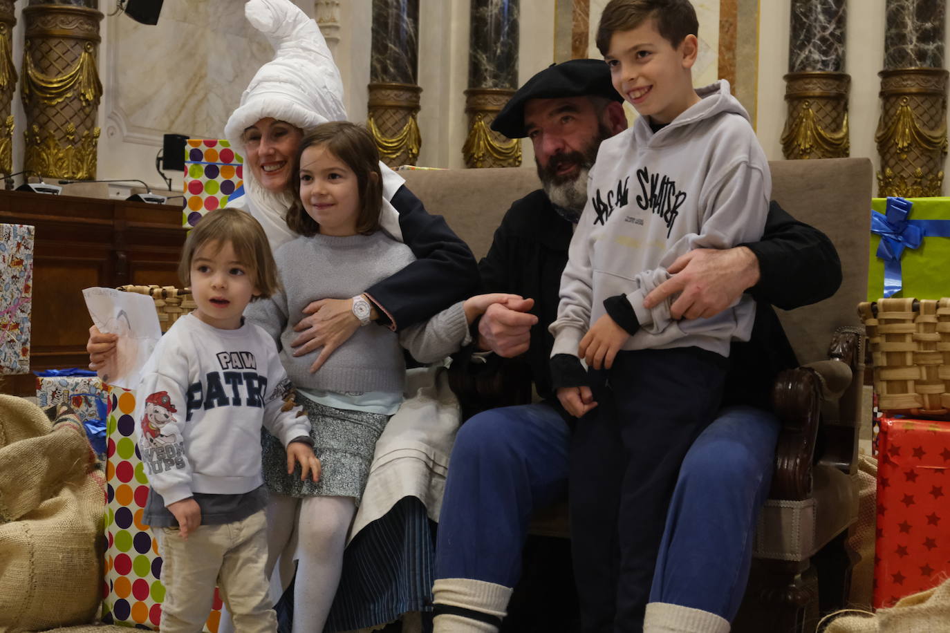 Olentzero y Mari Domingi en Donostia
