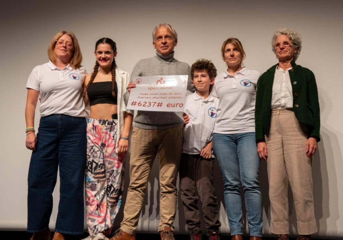 En el estreno del documental, Sport Mundi entregó a la asociación la recaudación de un torneo benéfico de golf.