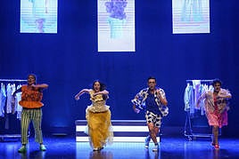 Musika eta dantza ez dira faltako 'Loti ederrak' antzezlanean.