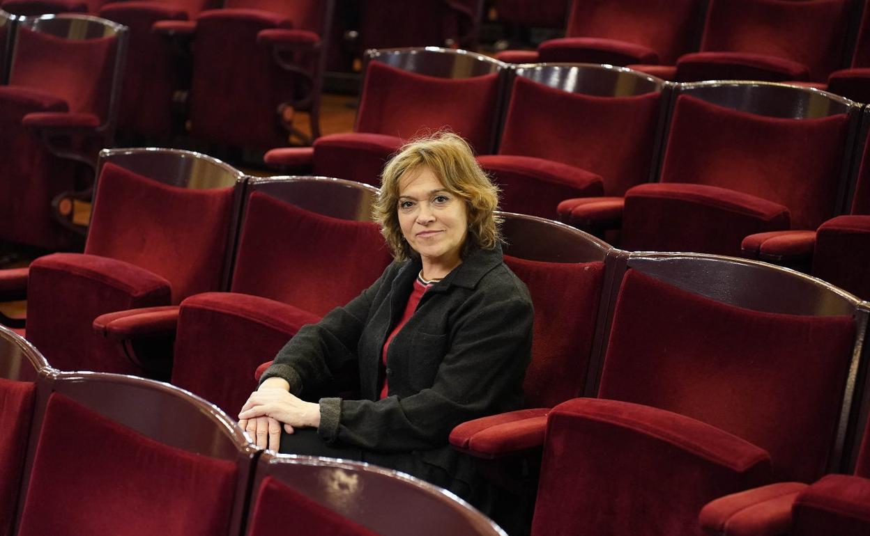 Mireia Gabilondo posa este martes entre butacas. El estreno será en el Principal. 