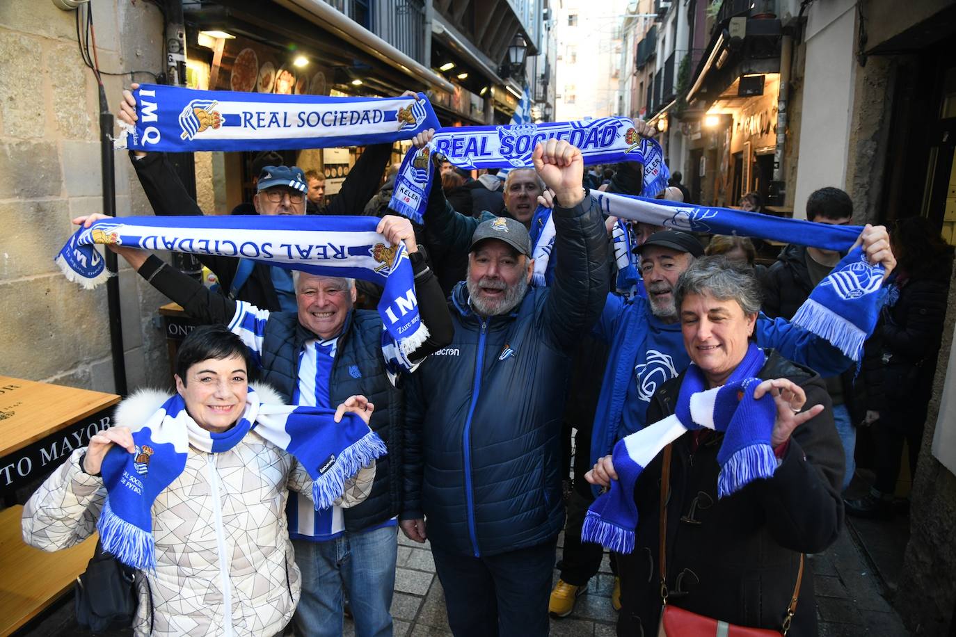 Fotos: La afición realista disfruta en Logroño