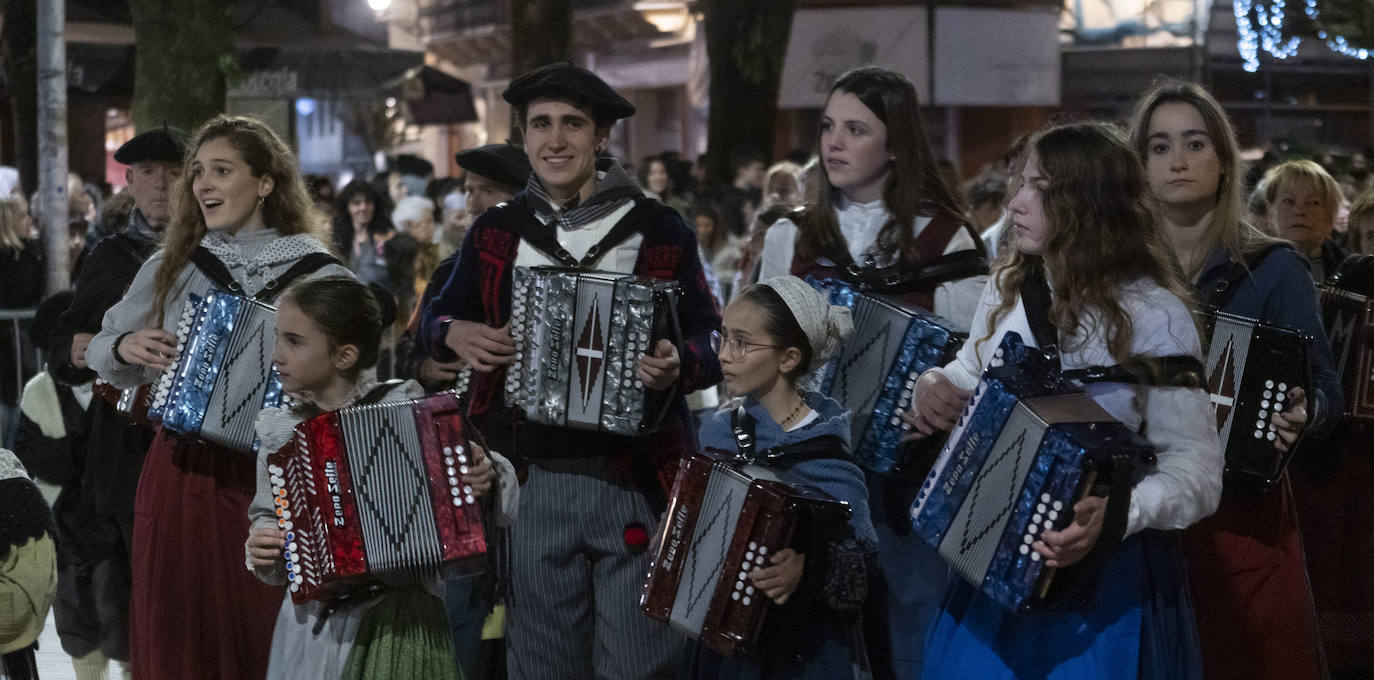 Fotos: Los Reyes Magos llegan de magia Errenteria