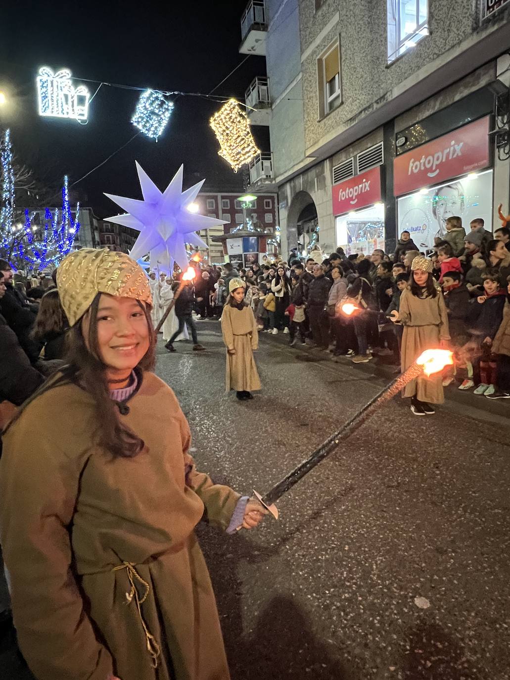 Fotos: La fiesta de los Reyes Magos trae toda su magia a Eibar