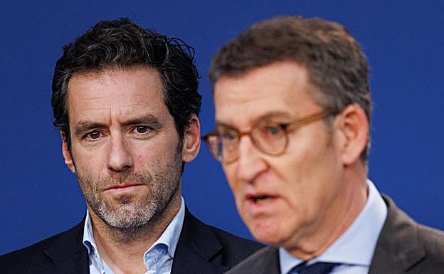 Borja Sémper junto a Nuñez Feijóo en la presentación como portavoz del comité de campaña este lunes.