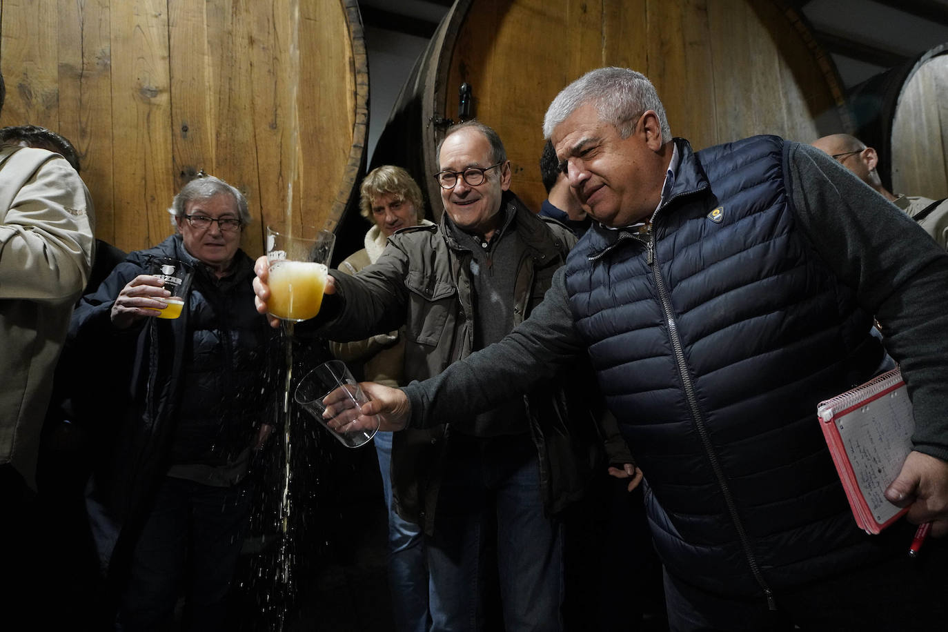 Fotos: La sidrería Saizar da la bienvenida a la nueva temporada