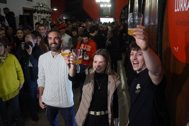 Fotos: Garmendia y Plazaola abren la temporada del txotx: «Gure sagardo berria!»
