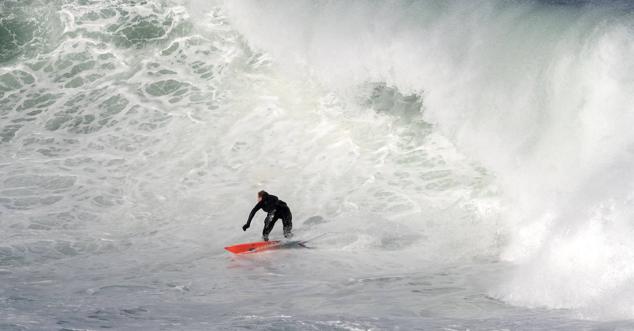 Fotos: Las espectaculares olas de Zumaia en imágenes
