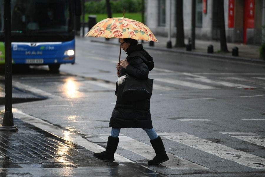 Fotos: Jornada gris y lluviosa