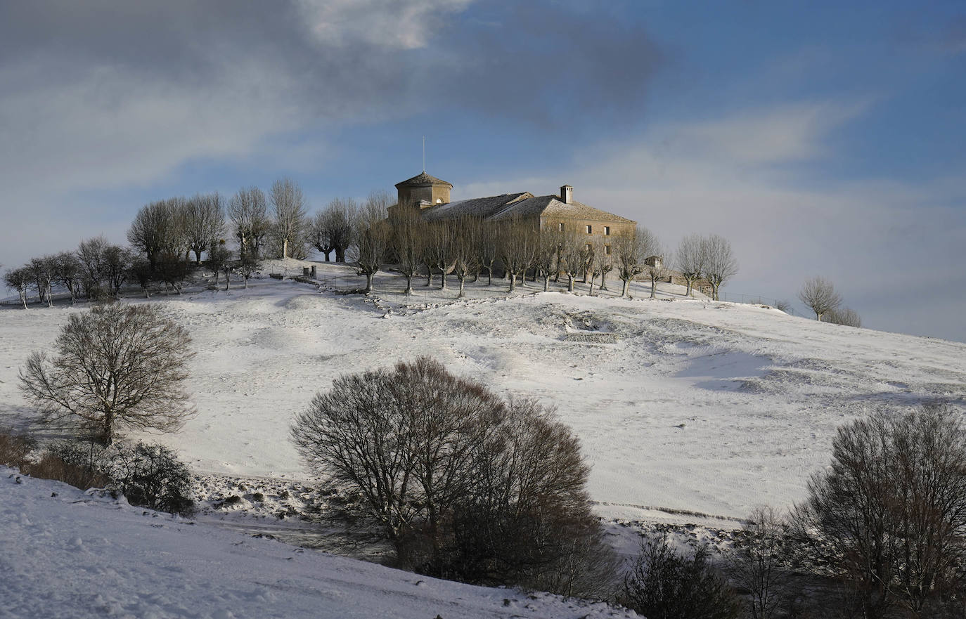 Fotos: La nieve llega a Gipuzkoa