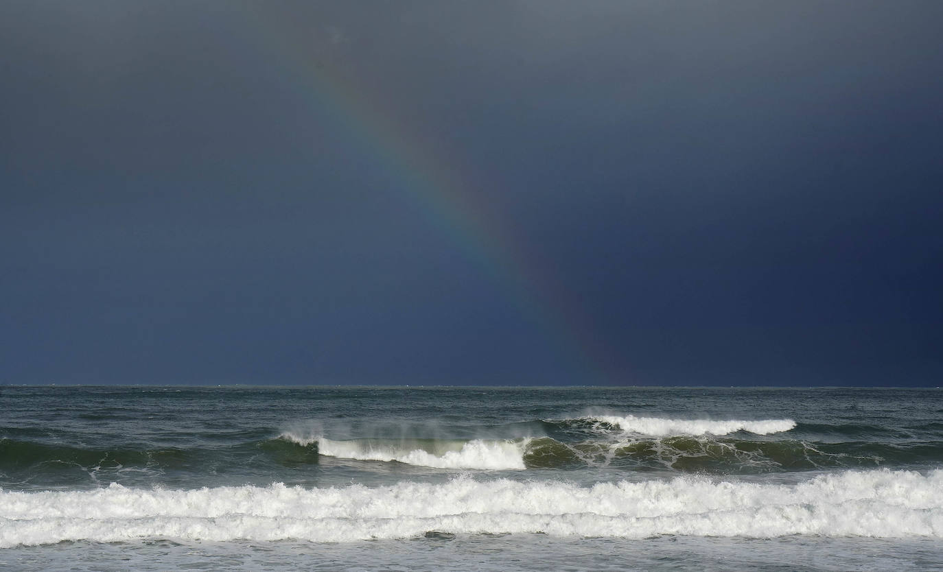 Arco iris en el cielo de Zarautz.