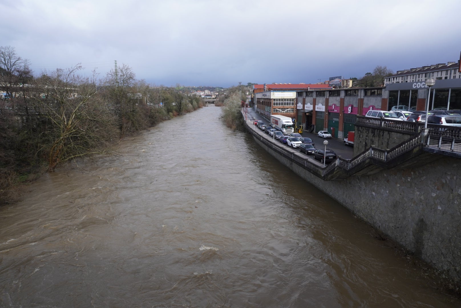 Río Oria a su paso por Lasarte-Oria