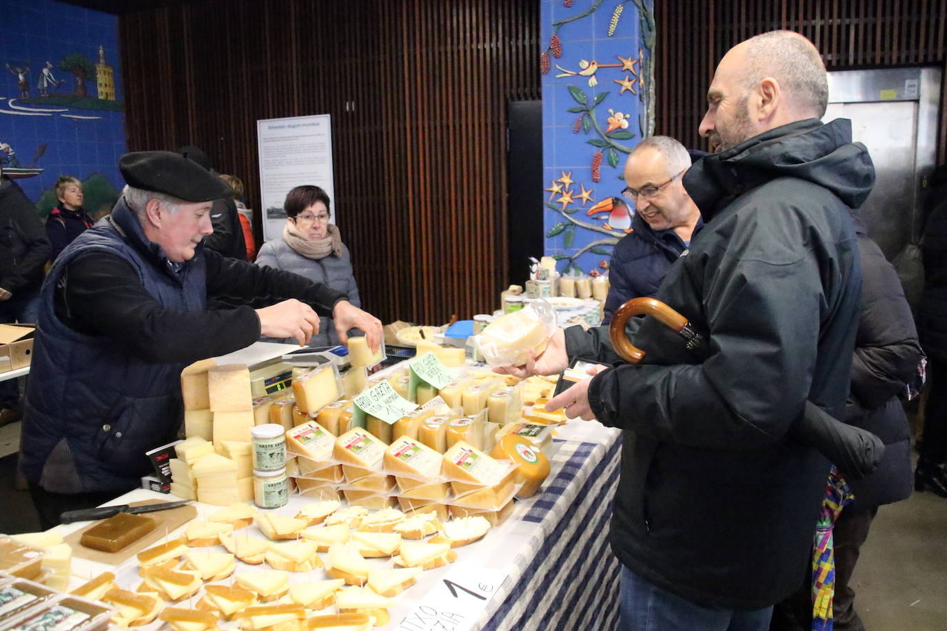Fotos: El temporal no puede con la fiesta del txakoli