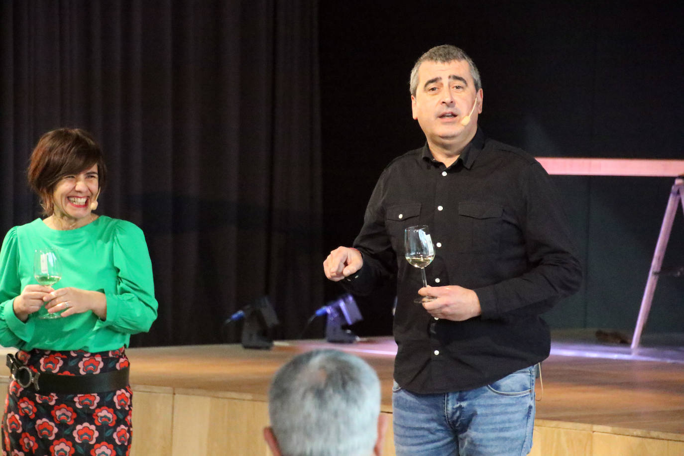 Fotos: El temporal no puede con la fiesta del txakoli