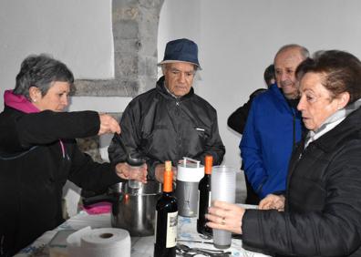 Imagen secundaria 1 - San Anton eguneko bedeinkapena jaso dute animaliek