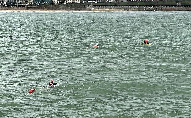 «El bañista ha puesto en riesgo su vida y la de quienes se han echado a rescatarle»