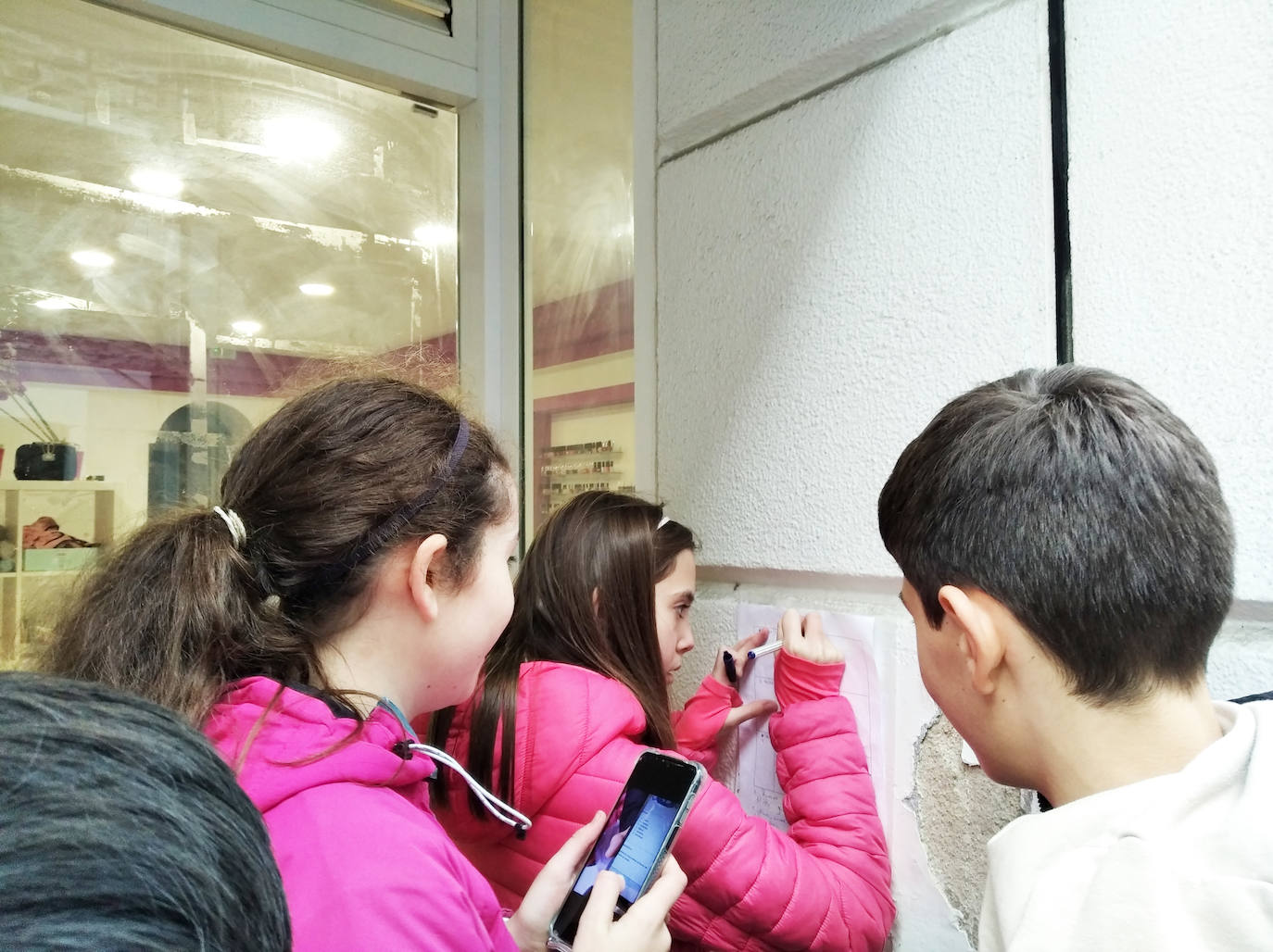 Fotos: Beasaingo La Sallen 1. DBHko ikasleek burututako Diversity proiektuak