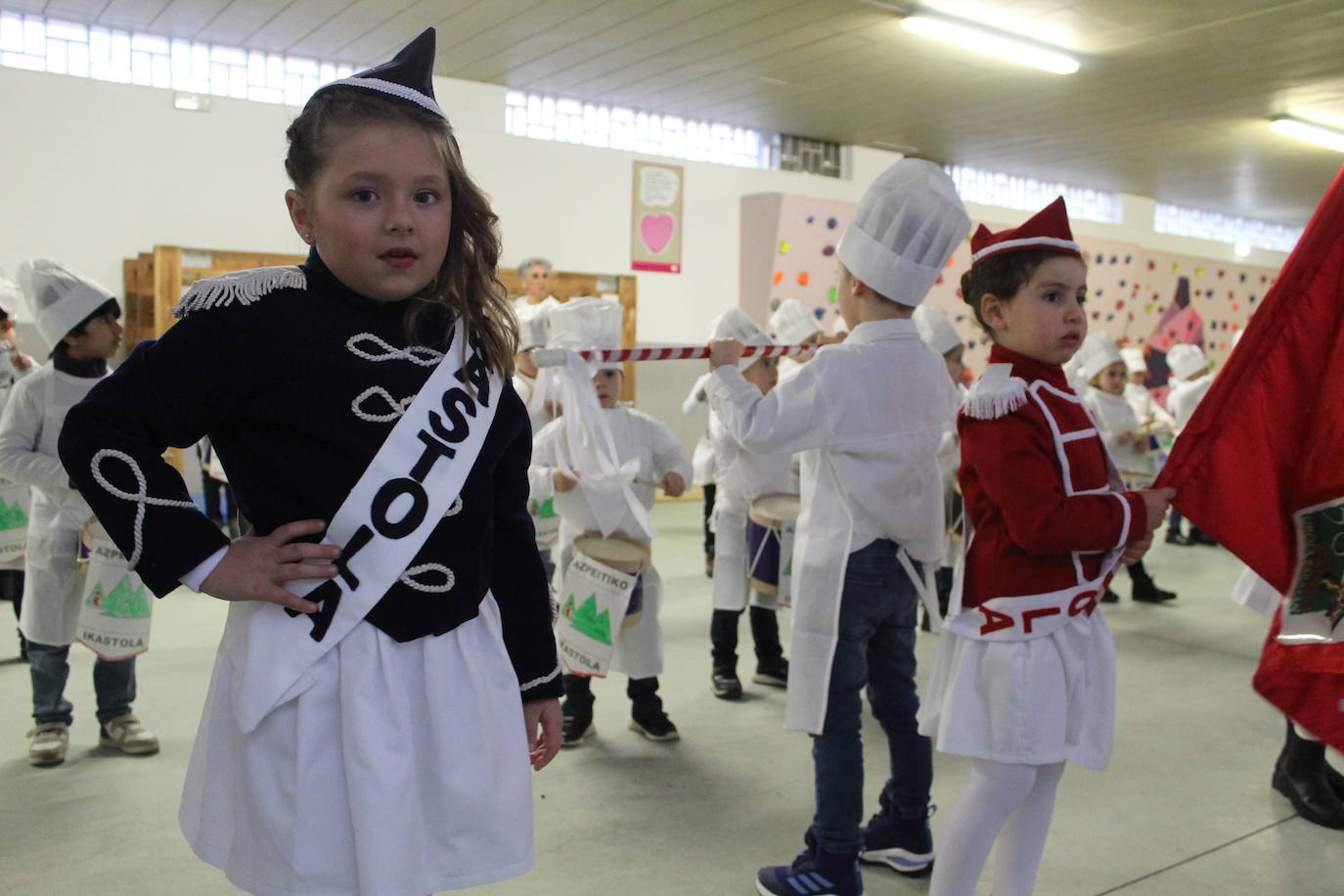 Fotos: Los &#039;coles&#039; de Azpeitia, listos para la Tamborrada Infantil