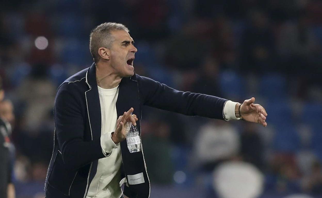 Garitano en el partido ante el Levante el Ciutat de Valencia