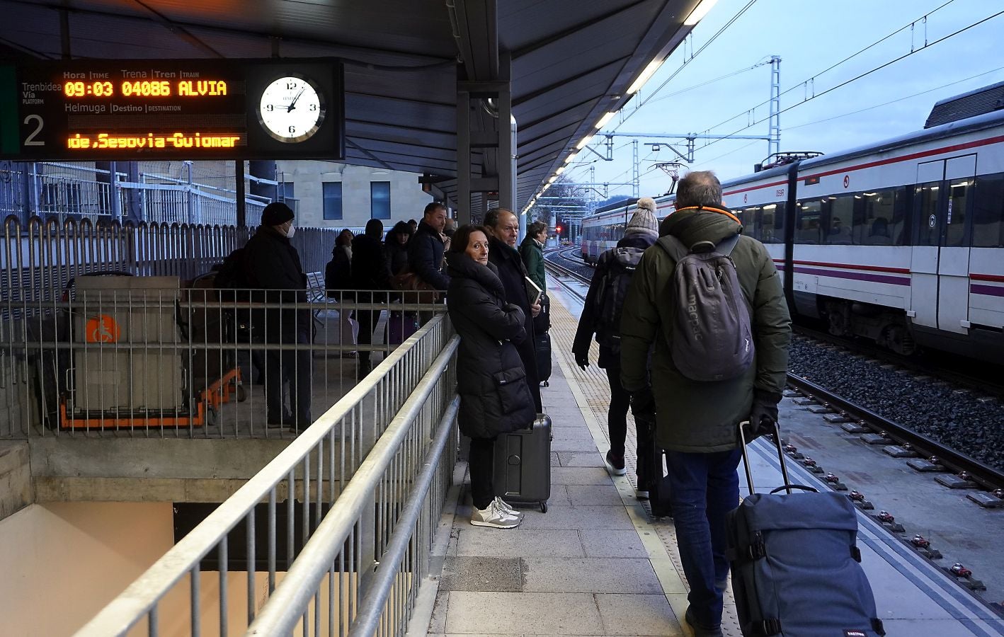 Fotos: Dos meses de la estación provisional de Atotxa