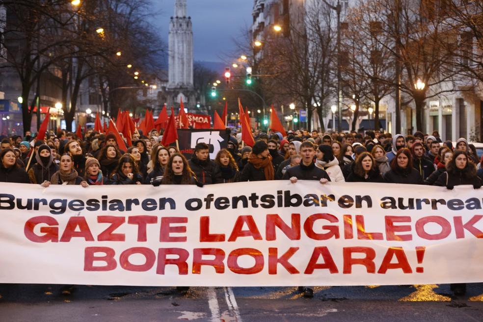 Manifestación GKS protestó en Bilbao . 