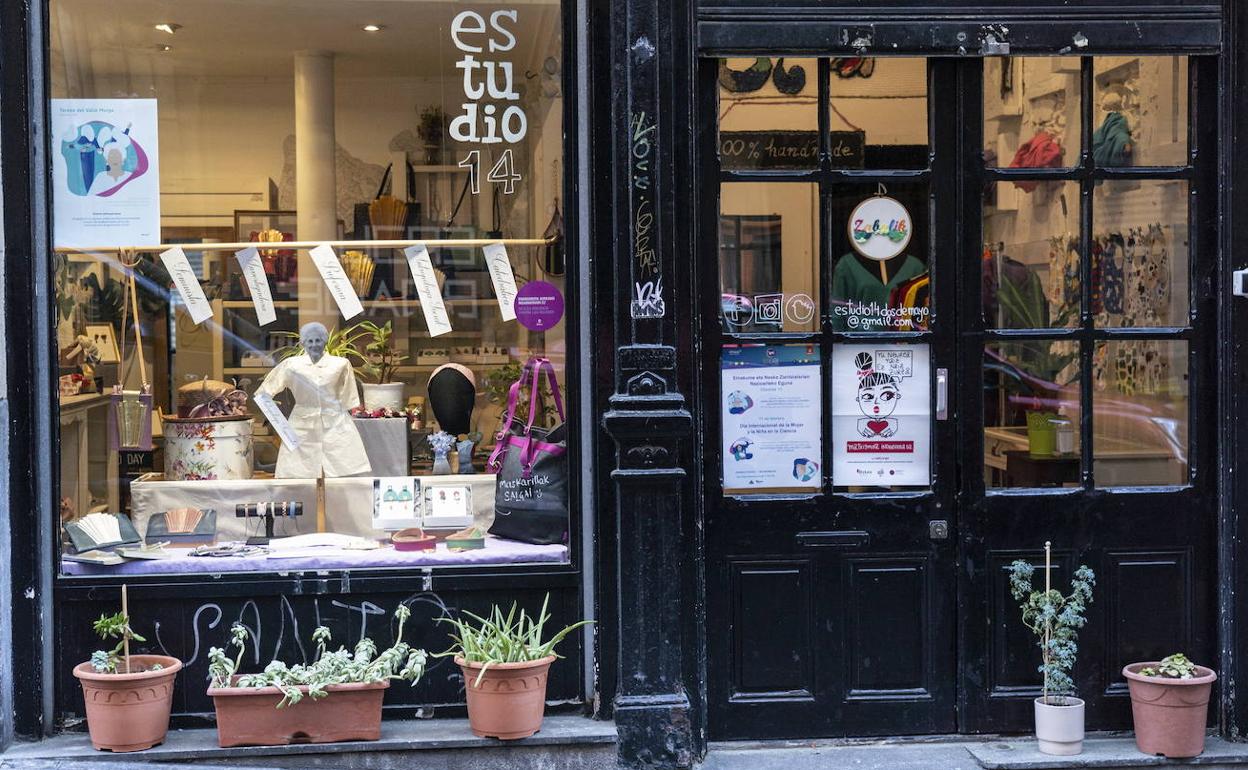 Joan den urteko ekimenean parte hartu zuen erakusleihoetako bat. 